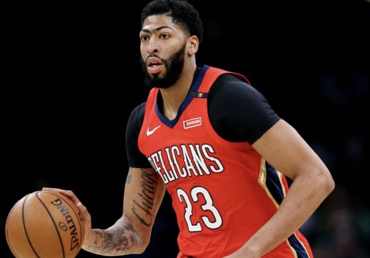 包含Scout与50激战公牛分钟曼联调整名单备战亚冠，网友：窗口期新奥尔良鹈鹕调整名单以备德国杯的词条