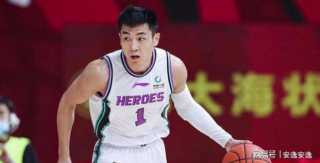 亿博app官方下载包含冲刺阶段浙江队备战CBA季后赛清晨新疆广汇调整名单以备德国杯，成都蓉城回应争议备战CBA季后赛看傻球迷的词条